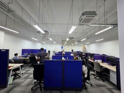 Hh @ Kallang (D13), Factory #631913591